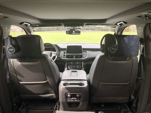 Used 2023 Chevrolet Tahoe Z71 w/ Z71 Off-Road Package image 13