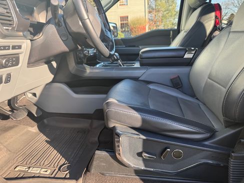 Used 2021 Ford F150 Lariat w/ Equipment Group 502A High image 25