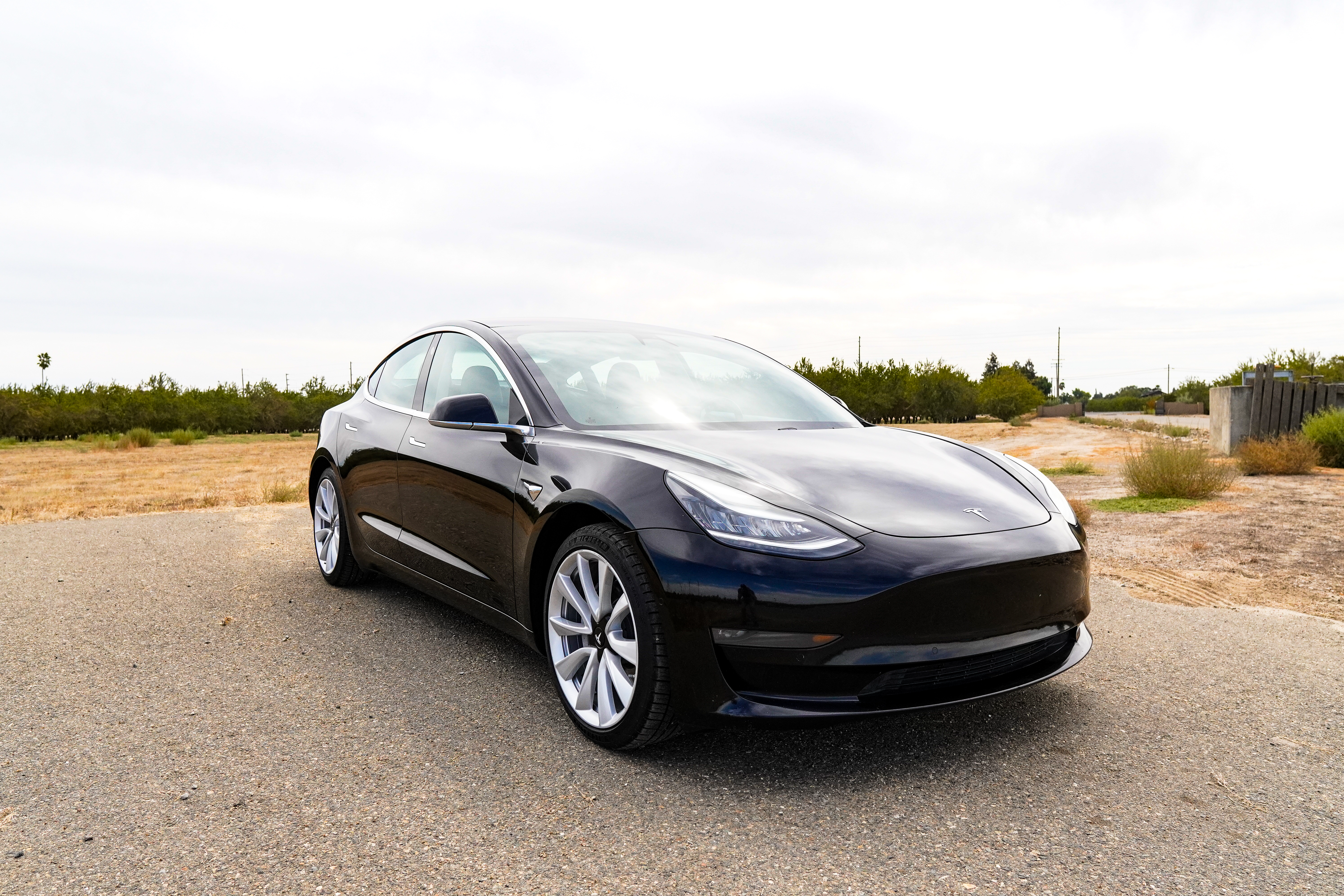 Used 2019 Tesla Model 3 Long Range RWD image 10