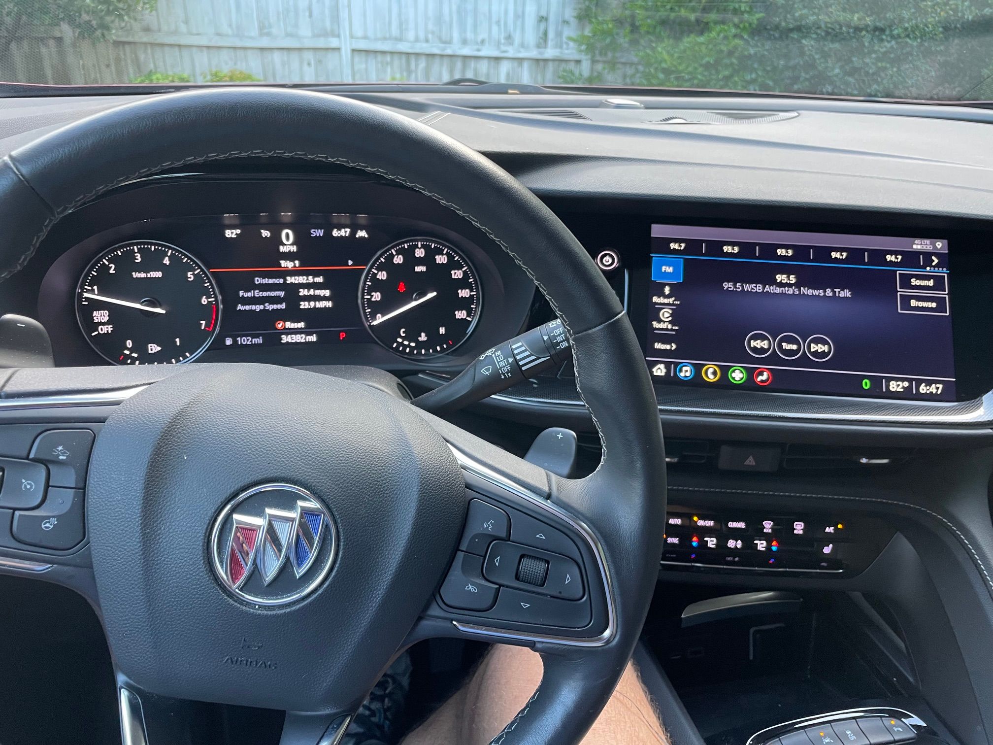 Used 2021 Buick Envision Essence w/ Sport Touring Package FWD image 6