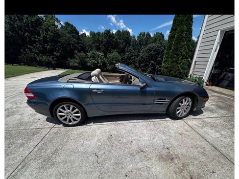 Used 2007 Mercedes-Benz SL 550 image 2