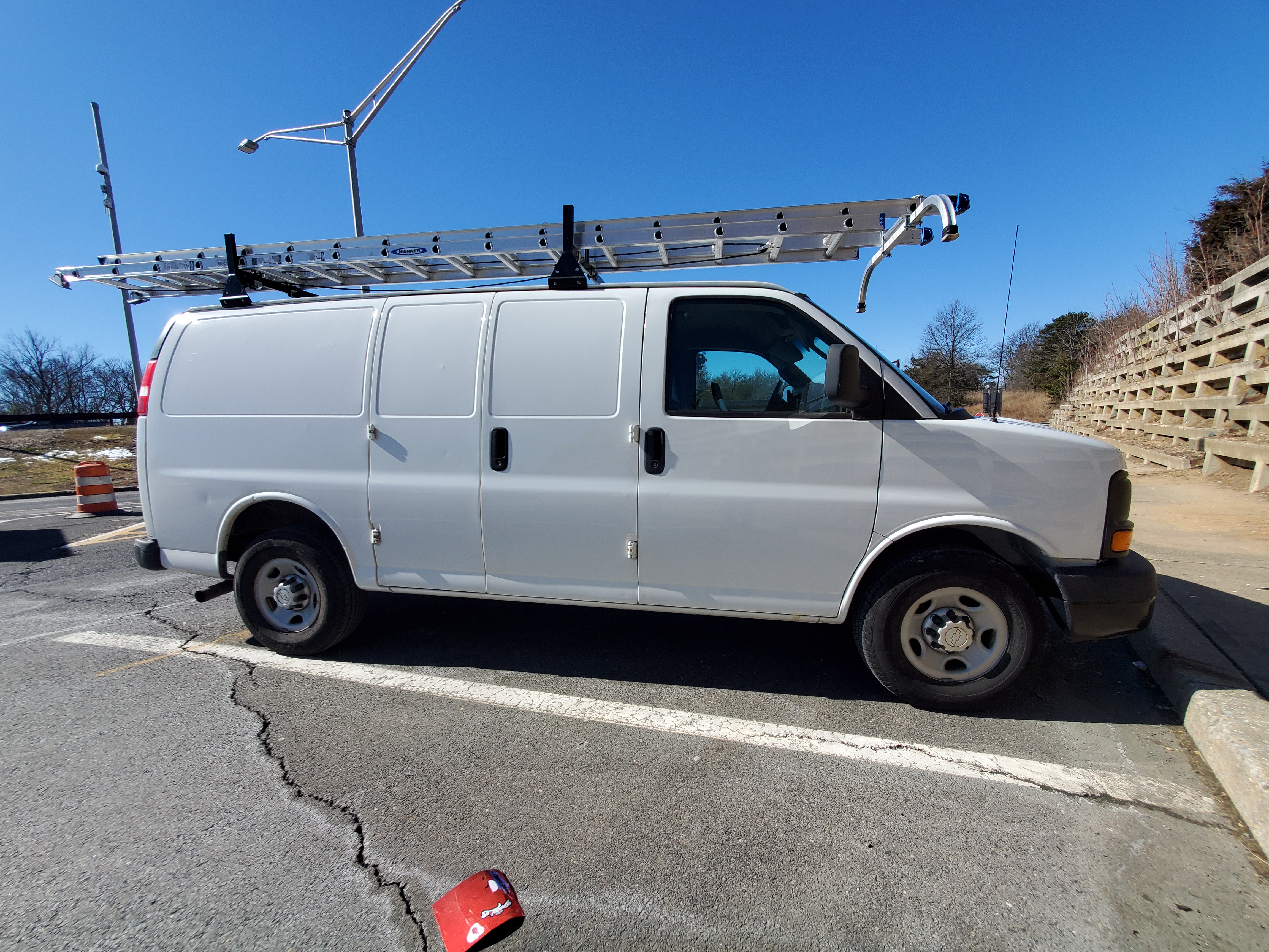 Used 2016 Chevrolet Express 2500 RWD image 1