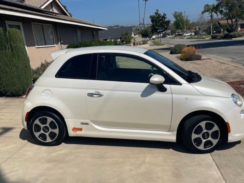 Used 2016 FIAT 500 e image 5