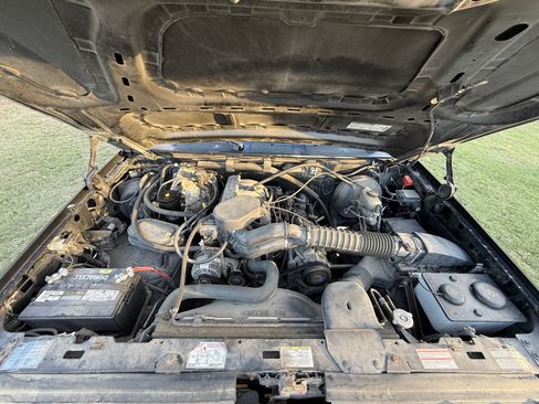 Used 1996 Ford Bronco image 12