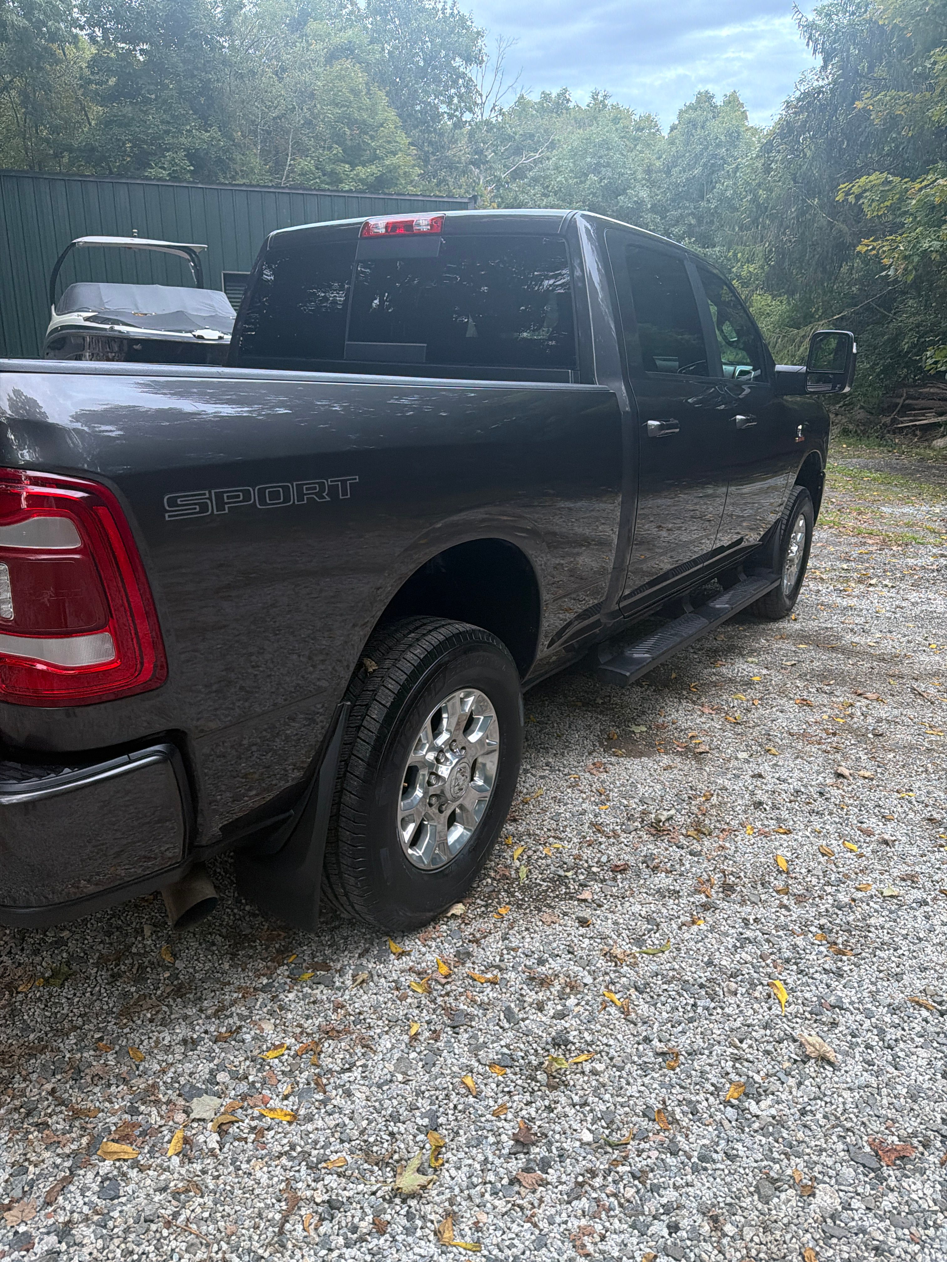 Used 2023 RAM 3500 Laramie AWD/4WD image 4