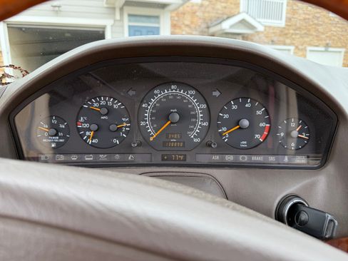 Used 1997 Mercedes-Benz SL 500 image 11