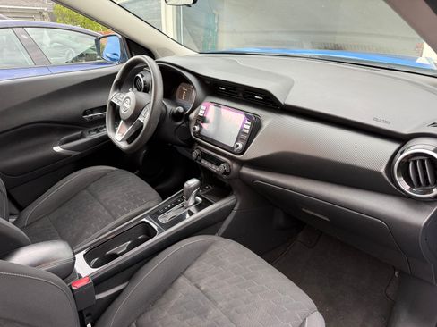 Used 2022 Nissan Kicks SV FWD image 16