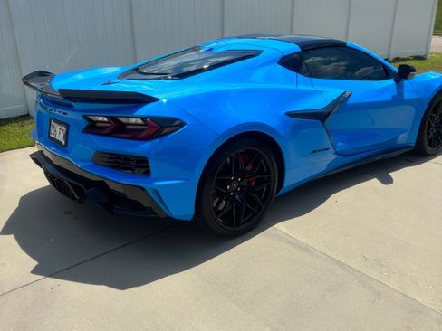 Used 2024 Chevrolet Corvette Z06 image 8