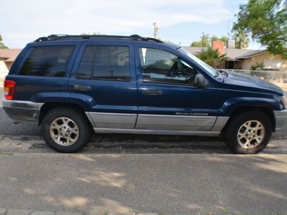 Used 2000 Jeep Grand Cherokee Laredo