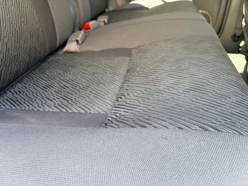 Used 2001 Toyota RAV4 2WD image 29