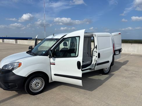 Used 2020 RAM ProMaster City Tradesman FWD image 5