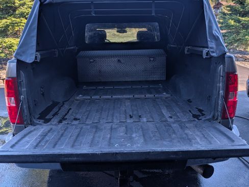 Used 2007 Chevrolet Silverado 2500 LTZ w/ EZ-Lift Tailgate Package image 12