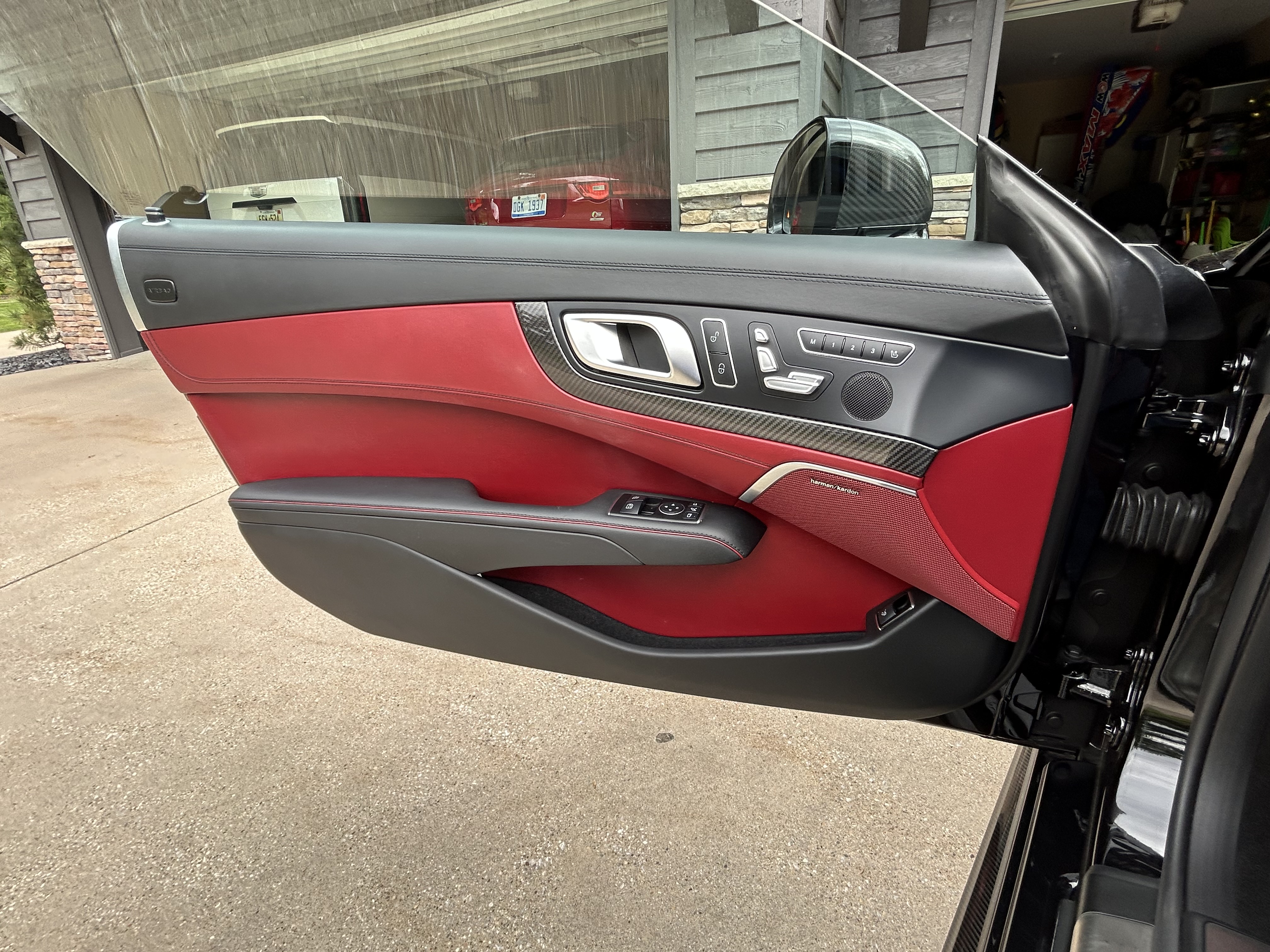 Used 2017 Mercedes-Benz SL 63 AMG image 12