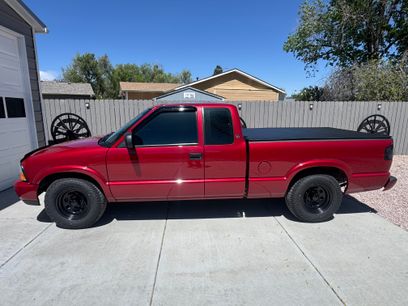 Used 2001 GMC Sonoma SLS w/ Super Spec Pkg 2