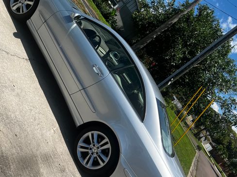 Used 2006 Mercedes-Benz CLK 350 Coupe image 11