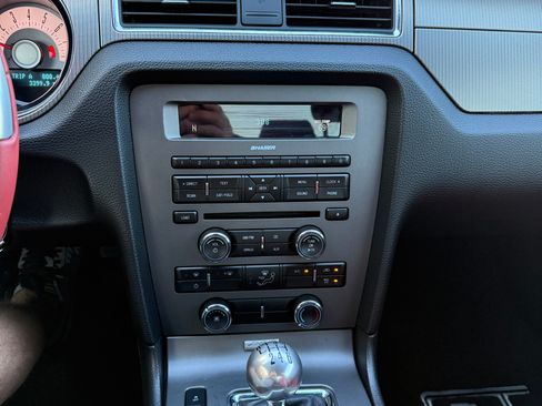 Used 2012 Ford Mustang GT Premium w/ Brembo Brake Pkg image 20