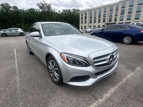 Used 2015 Mercedes-Benz C 300 4MATIC Sedan image 9