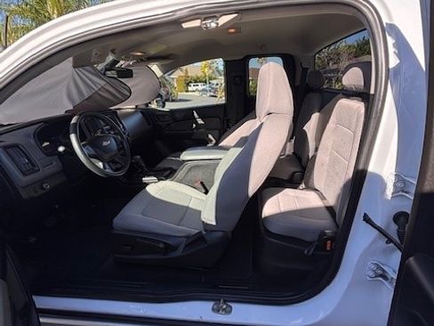 Used 2016 Chevrolet Colorado W/T image 8