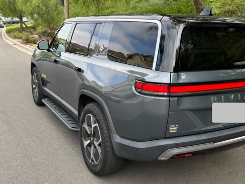 Used 2023 Rivian R1S Adventure Quad AWD/4WD image 2