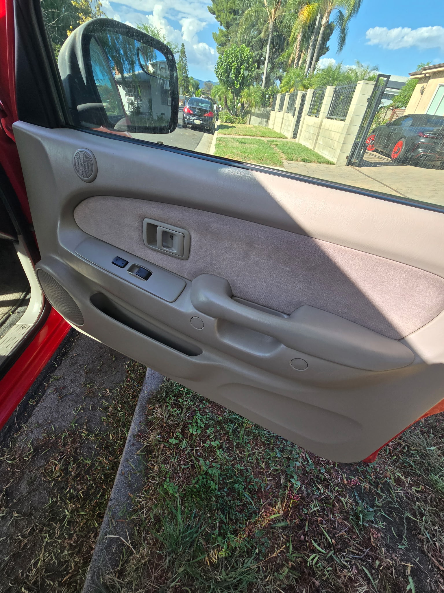 Used 2004 Toyota Tacoma PreRunner w/ Convenience Pkg RWD image 8
