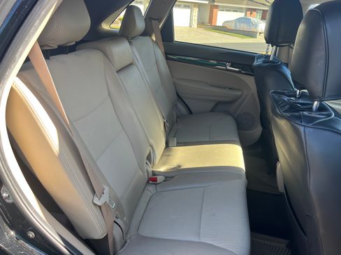 Used 2012 Kia Sorento EX AWD/4WD image 22
