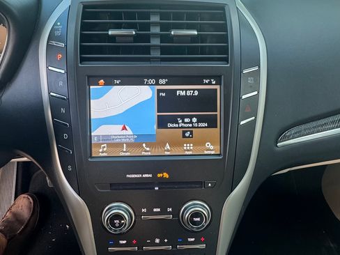 Used 2018 Lincoln MKC Black Label w/ Lincoln MKC Climate Package AWD/4WD image 14
