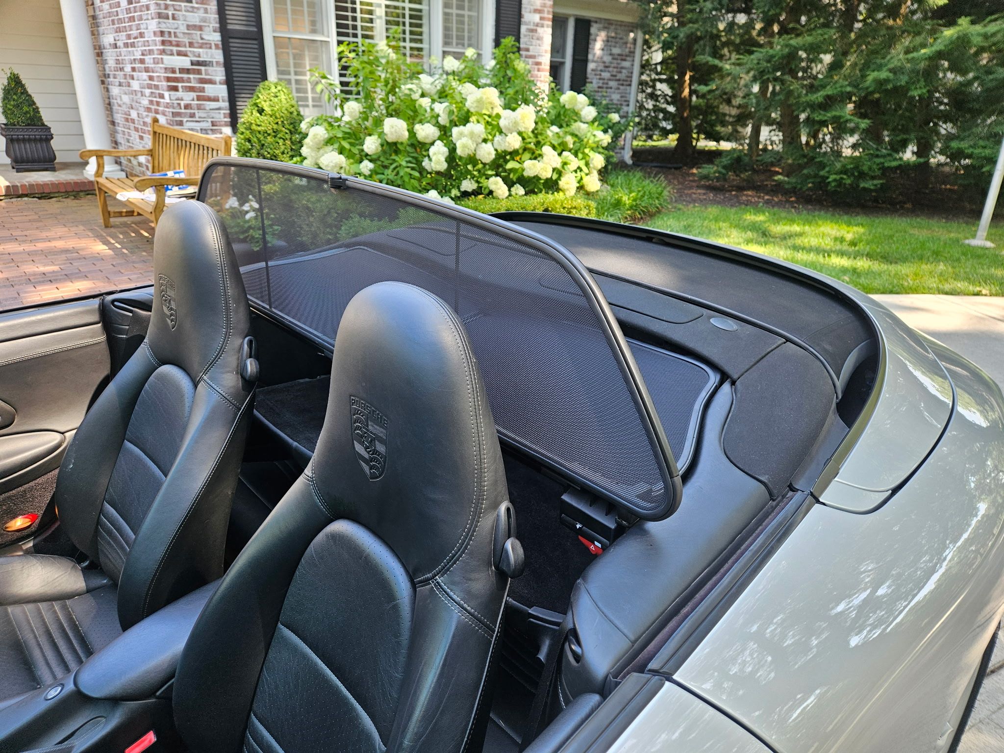 Used 2005 Porsche 911 Cabriolet image 10