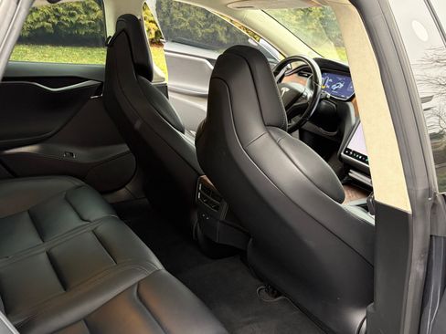 Used 2018 Tesla Model S 75D image 13