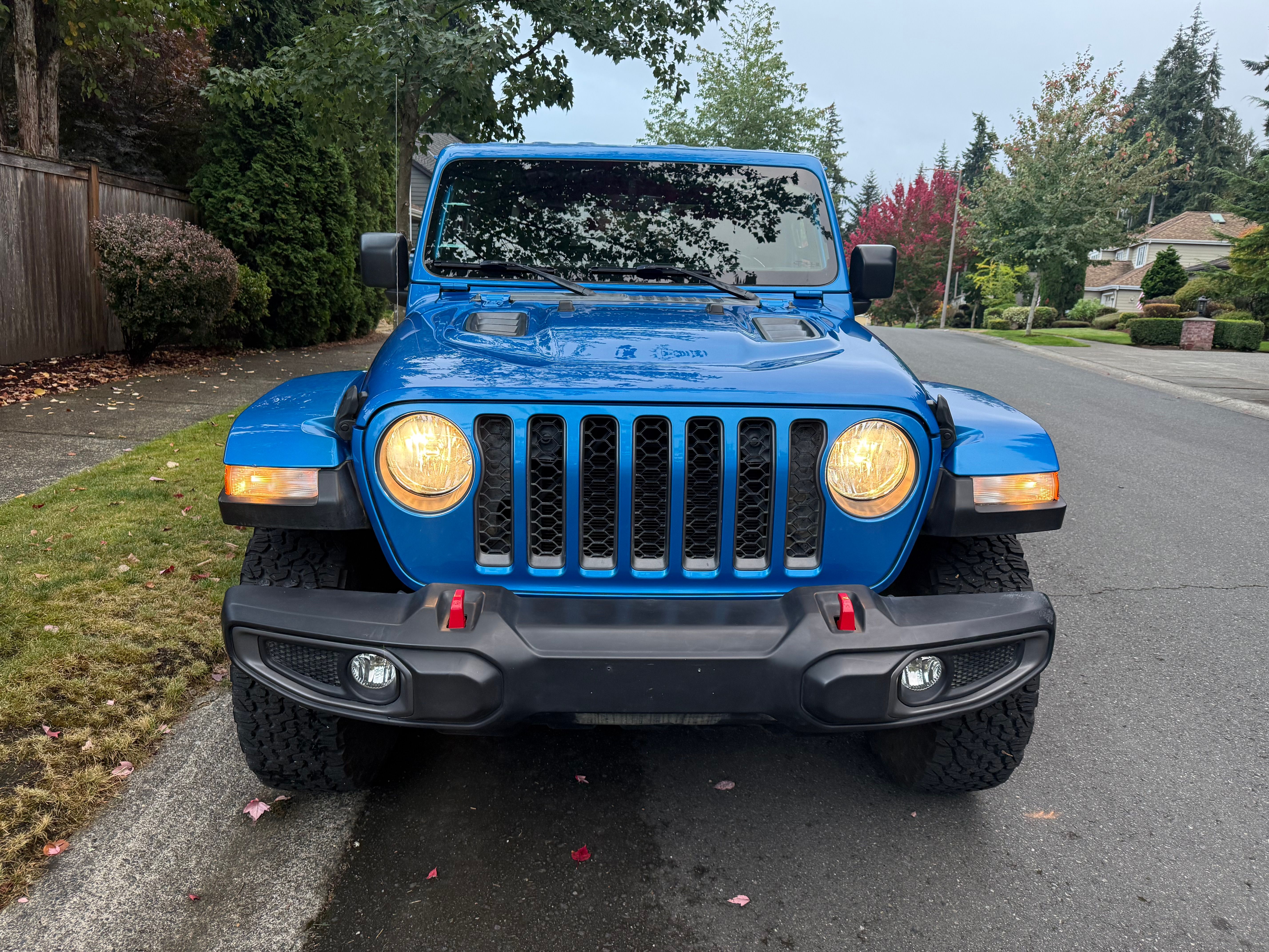 Used 2021 Jeep Gladiator Rubicon AWD/4WD image 2