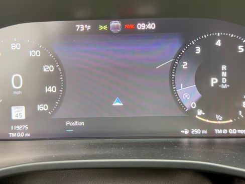 Used 2020 Volvo XC40 T5 R-Design AWD/4WD image 12