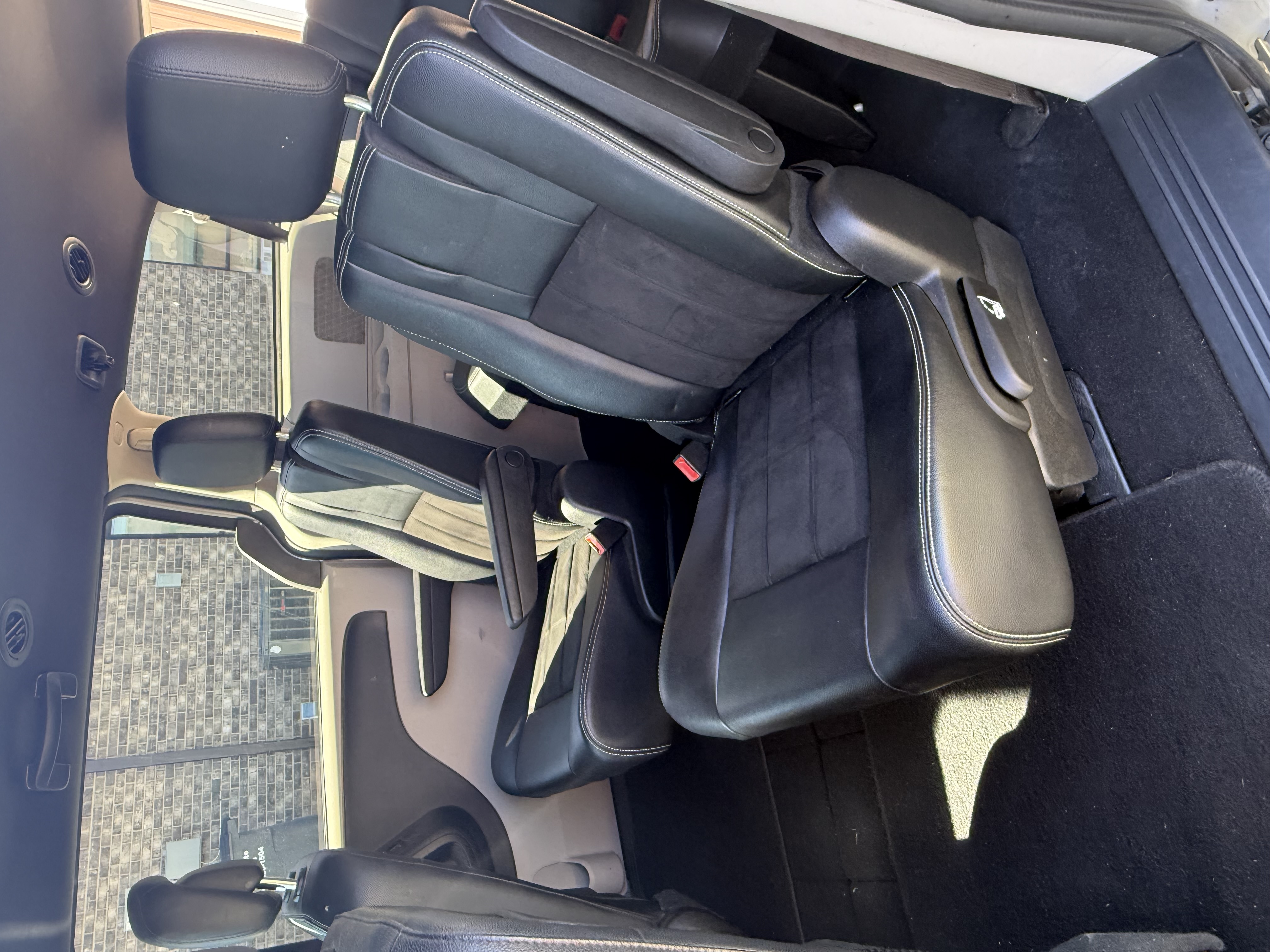 Used 2019 Dodge Grand Caravan SXT FWD image 4