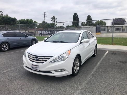Used 2013 Hyundai Sonata Limited image 10