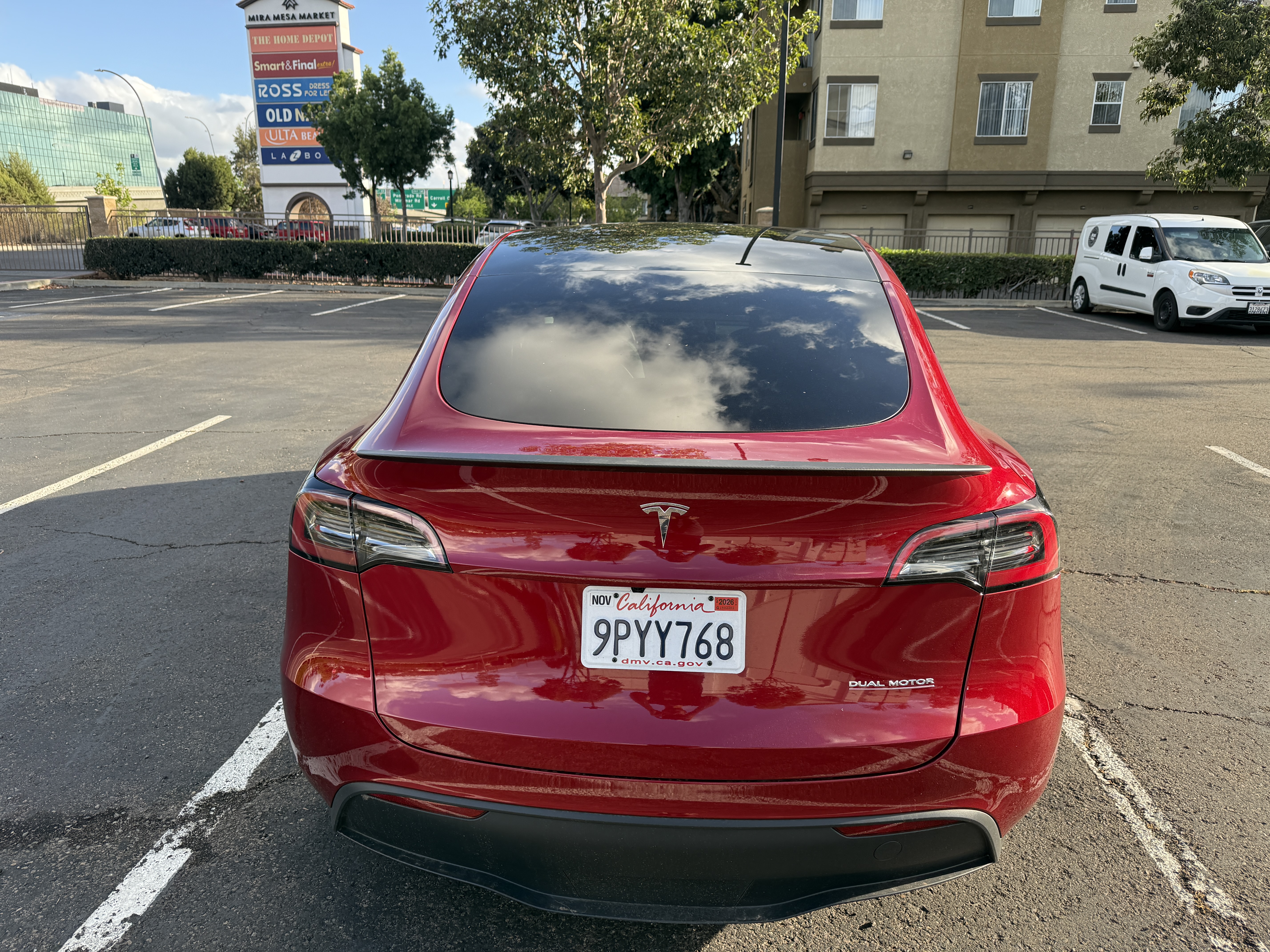 Used 2025 Tesla Model Y Performance AWD/4WD image 5