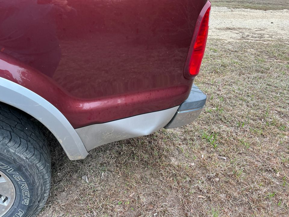 Used 2010 Ford F250 Lariat RWD image 15