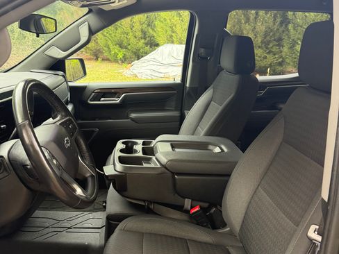 Used 2023 Chevrolet Silverado 1500 RST w/ Protection Package image 10