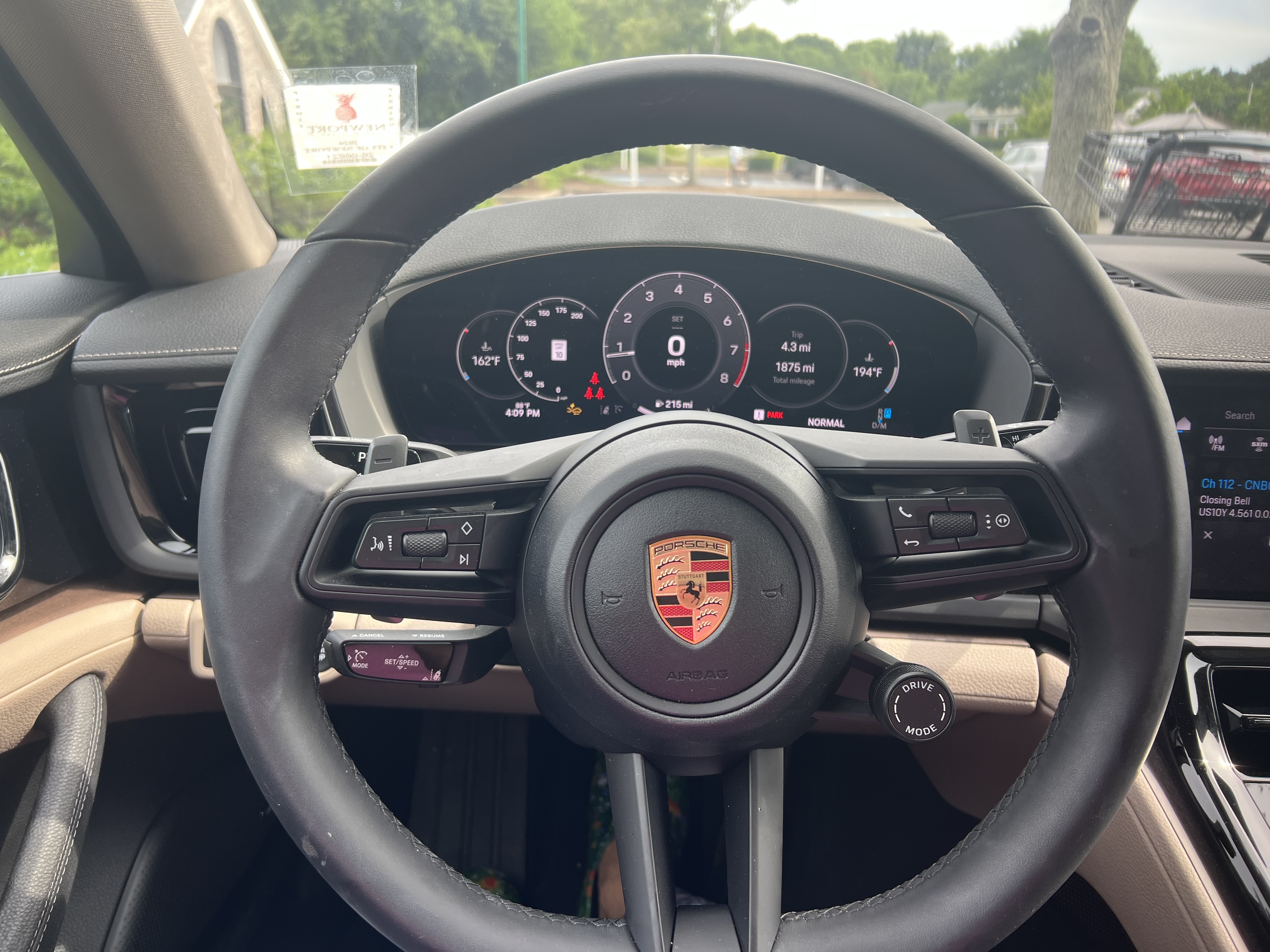Used 2025 Porsche Panamera 4 AWD/4WD image 4