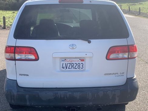 Used 2002 Toyota Sienna LE image 5