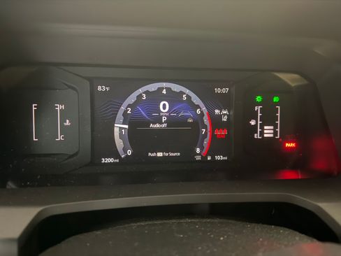 Used 2025 Toyota Tacoma SR5 AWD/4WD image 4