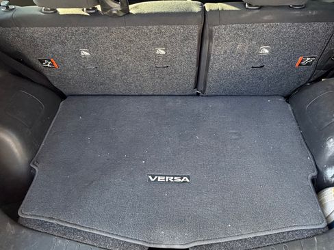 Used 2018 Nissan Versa Note SV FWD image 12