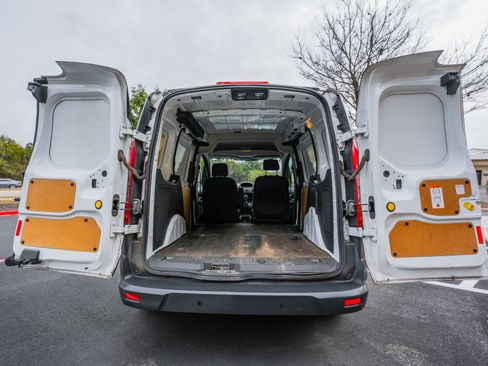 Used 2016 Ford Transit Connect XL image 18