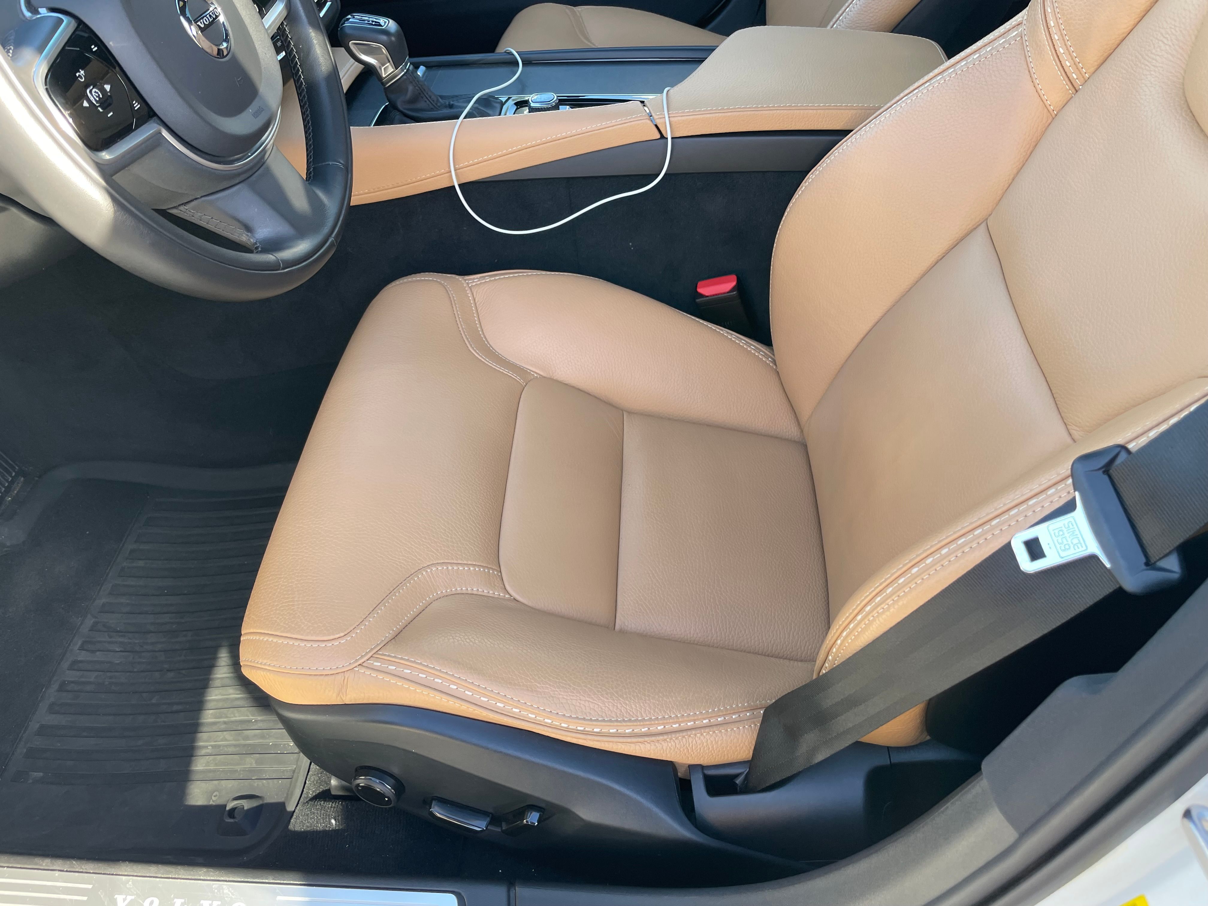 Used 2020 Volvo V90 T6 Cross Country w/ Advanced Package AWD/4WD image 19