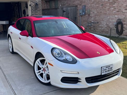 Used 2015 Porsche Panamera image 10