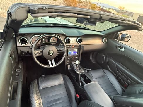 Used 2009 Ford Mustang Shelby GT500 RWD image 10
