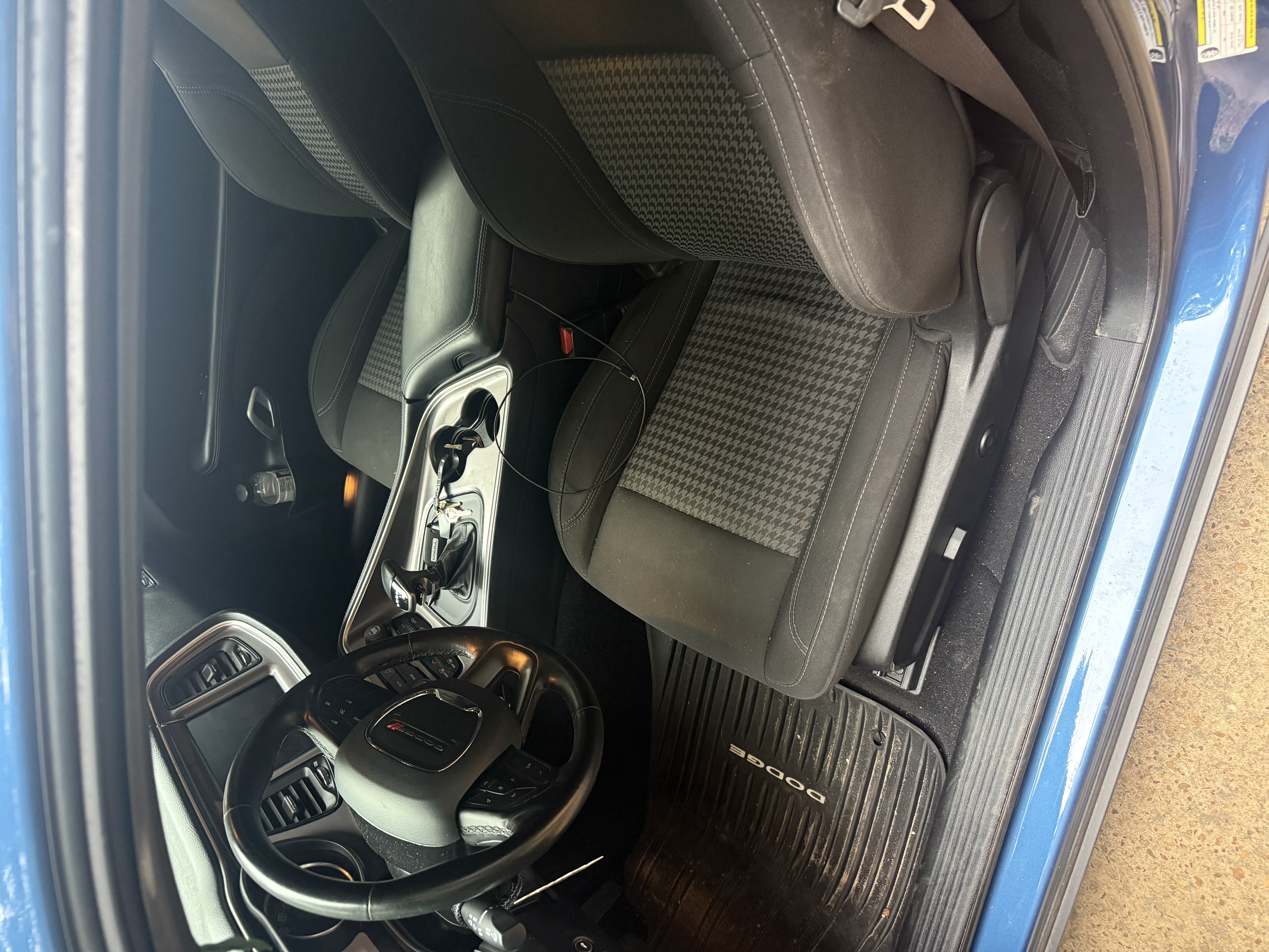 Used 2021 Dodge Challenger SXT w/ Cold Weather Group RWD image 9