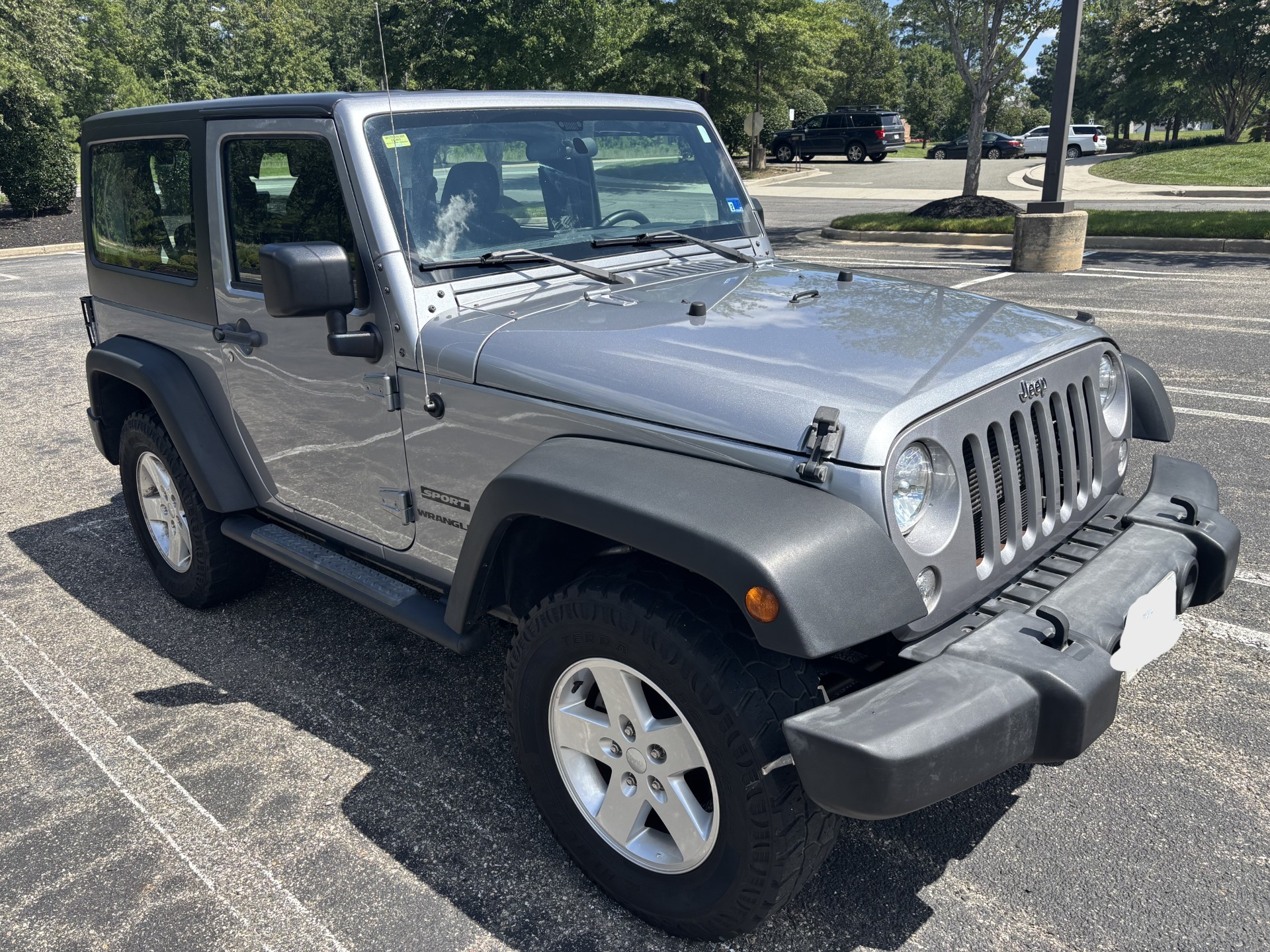 Used 2017 Jeep Wrangler Sport w/ Quick Order Package 24S AWD/4WD image 4