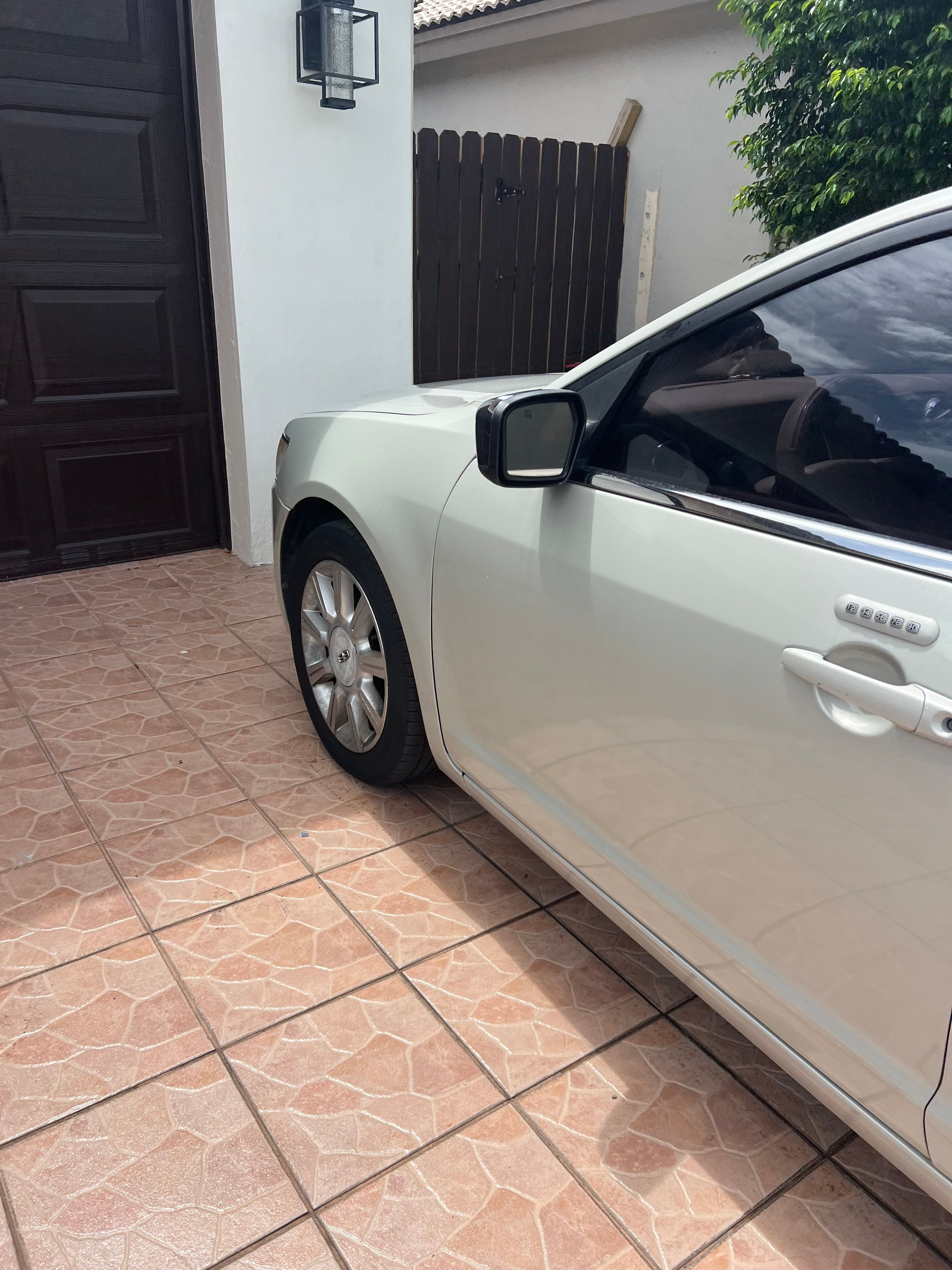 Used 2007 Lincoln MKZ FWD image 9