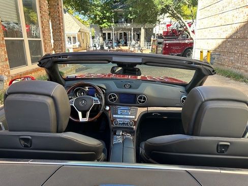 Used 2013 Mercedes-Benz SL 63 AMG image 22