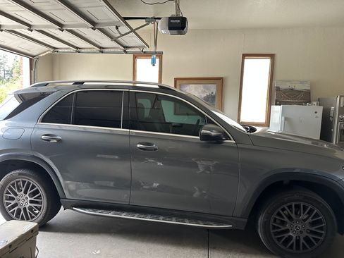 Used 2023 Mercedes-Benz GLE 350 4MATIC image 1