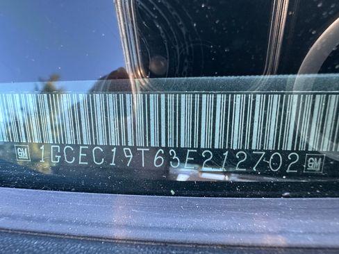 Used 2003 Chevrolet Silverado 1500 LS image 6