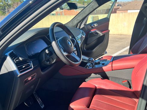 Used 2022 BMW X6 M50i w/ Executive Package image 14